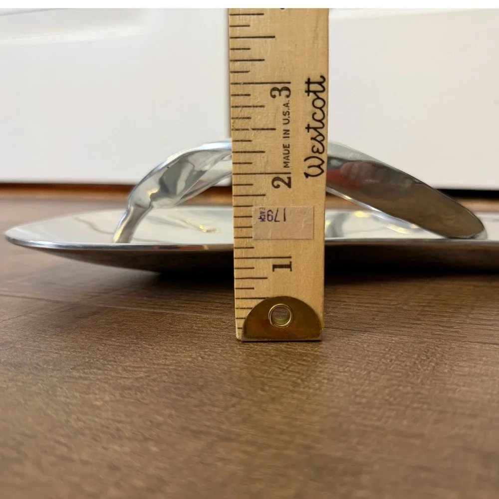 Mariposa Brillante Flip Flop Serving‎ Tray Silver Aluminum Dish